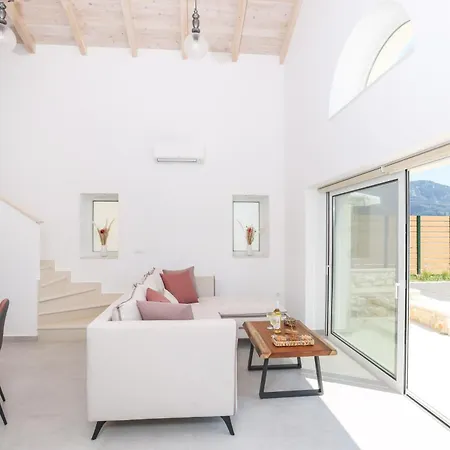 D & G Private Villa Agios Georgios Pagon