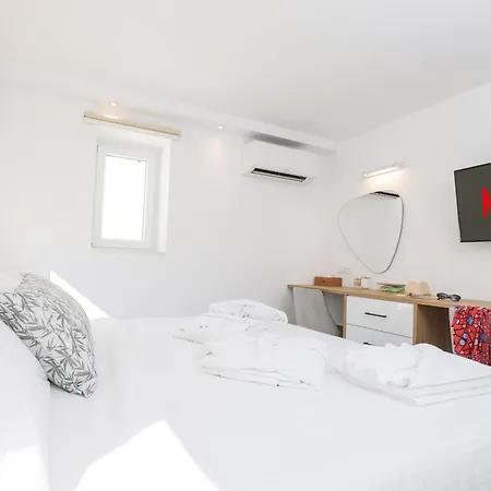 D & G Private Villa Agios Georgios Pagon