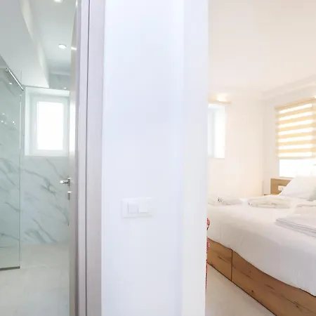 D & G Private Villa