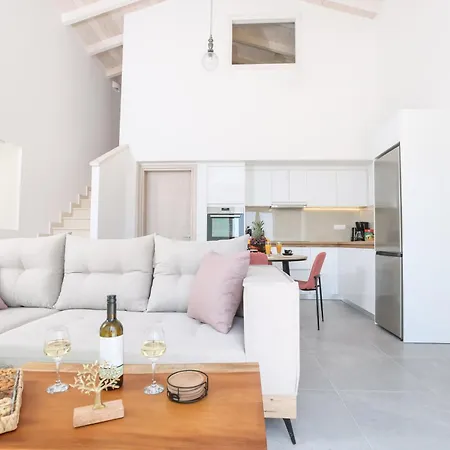 D & G Private Άγιος Γεώργιος Πάγων