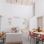 D & G Private * Agios Georgios Pagon