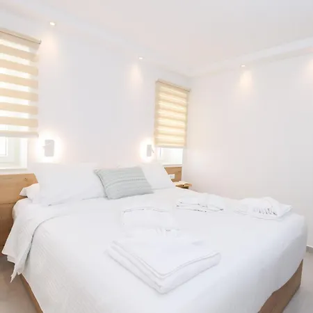Vila D & G Private *